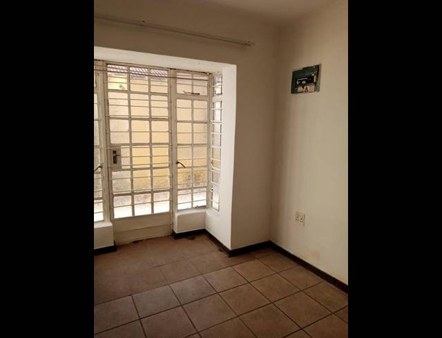 2 BEDROOM PROPERTY TO RENT IN BEZUIDENHOUT VALLEY